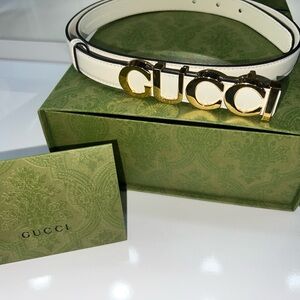 Gucci White and Gold Belt with Polished Buckle